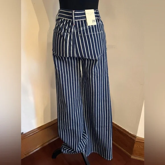 Alice + Olivia Stripe Wide-Leg Pants - Picture 2 of 4
